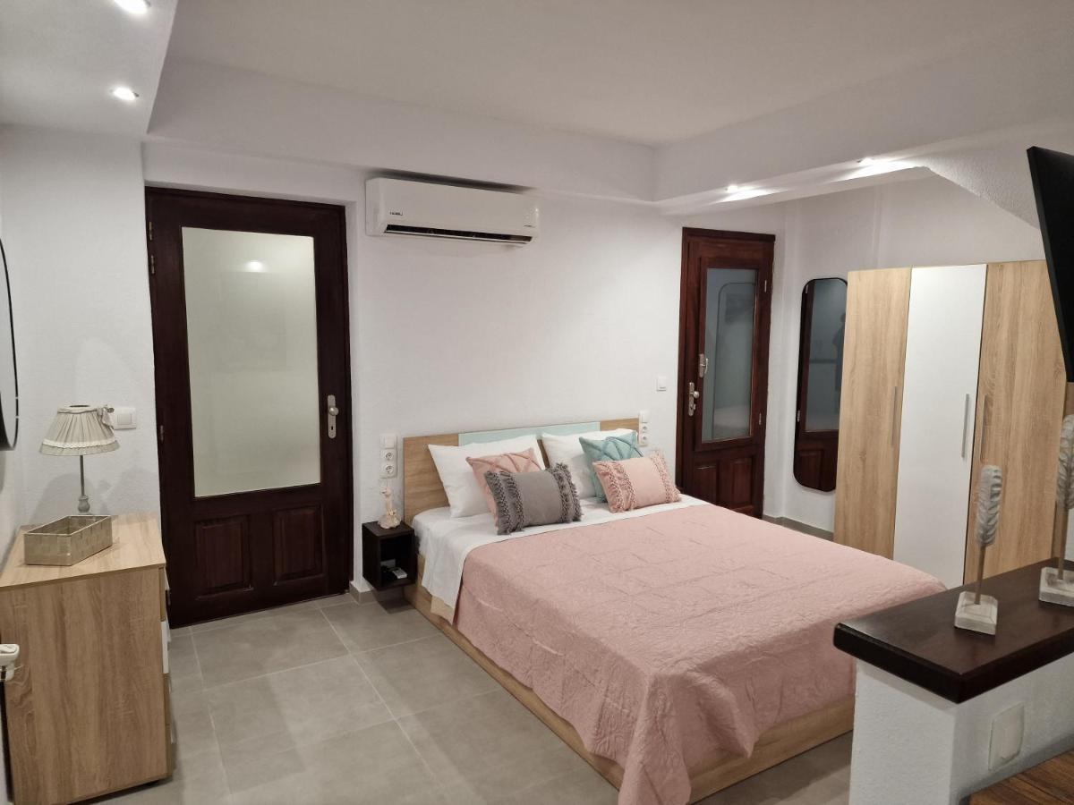 Το Στενάκι Skiathos Exterior foto
